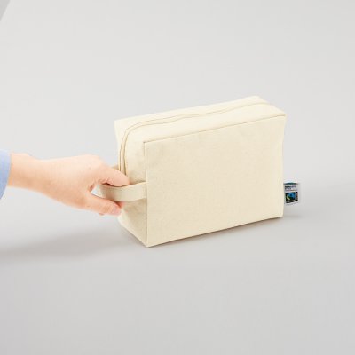 フェアトレードコットンキャンバスファスナーポーチ（L）　ナチュラル