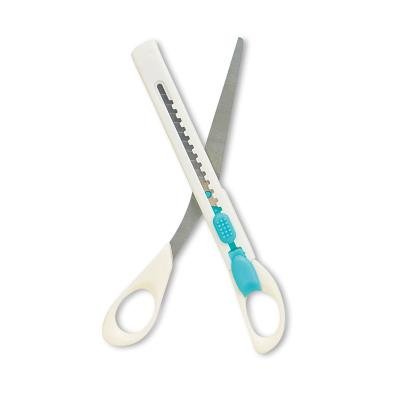 カッターハサミ