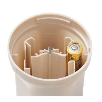 備えて安心　単１形から単４形まで使えるハンディライト