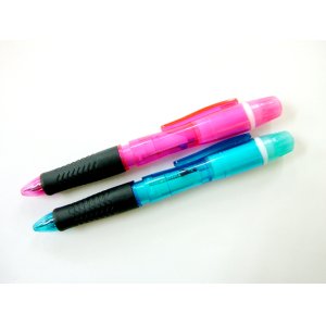画像: ２色ボールペン＋シャーペン＋蛍光ペン